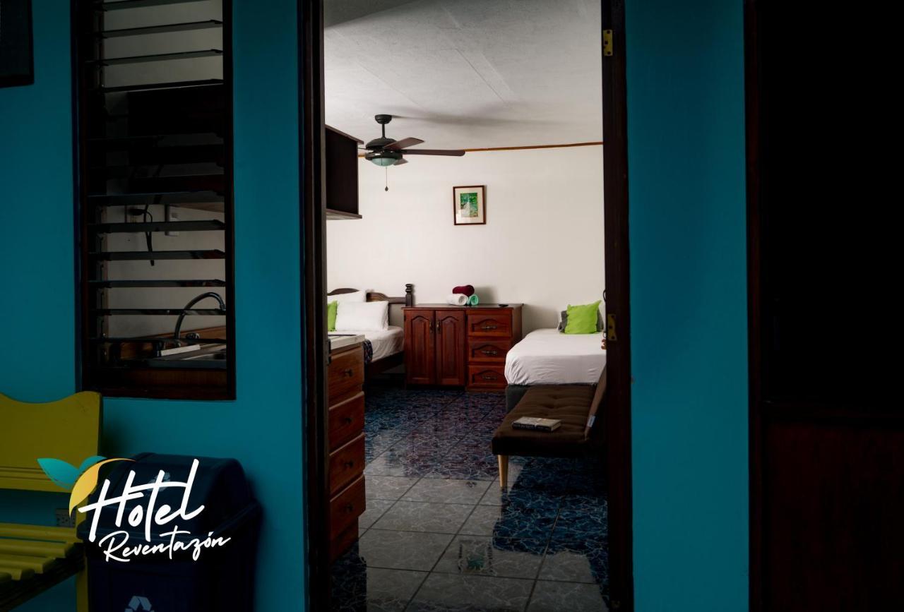 Hotel Reventazon Orosí Buitenkant foto