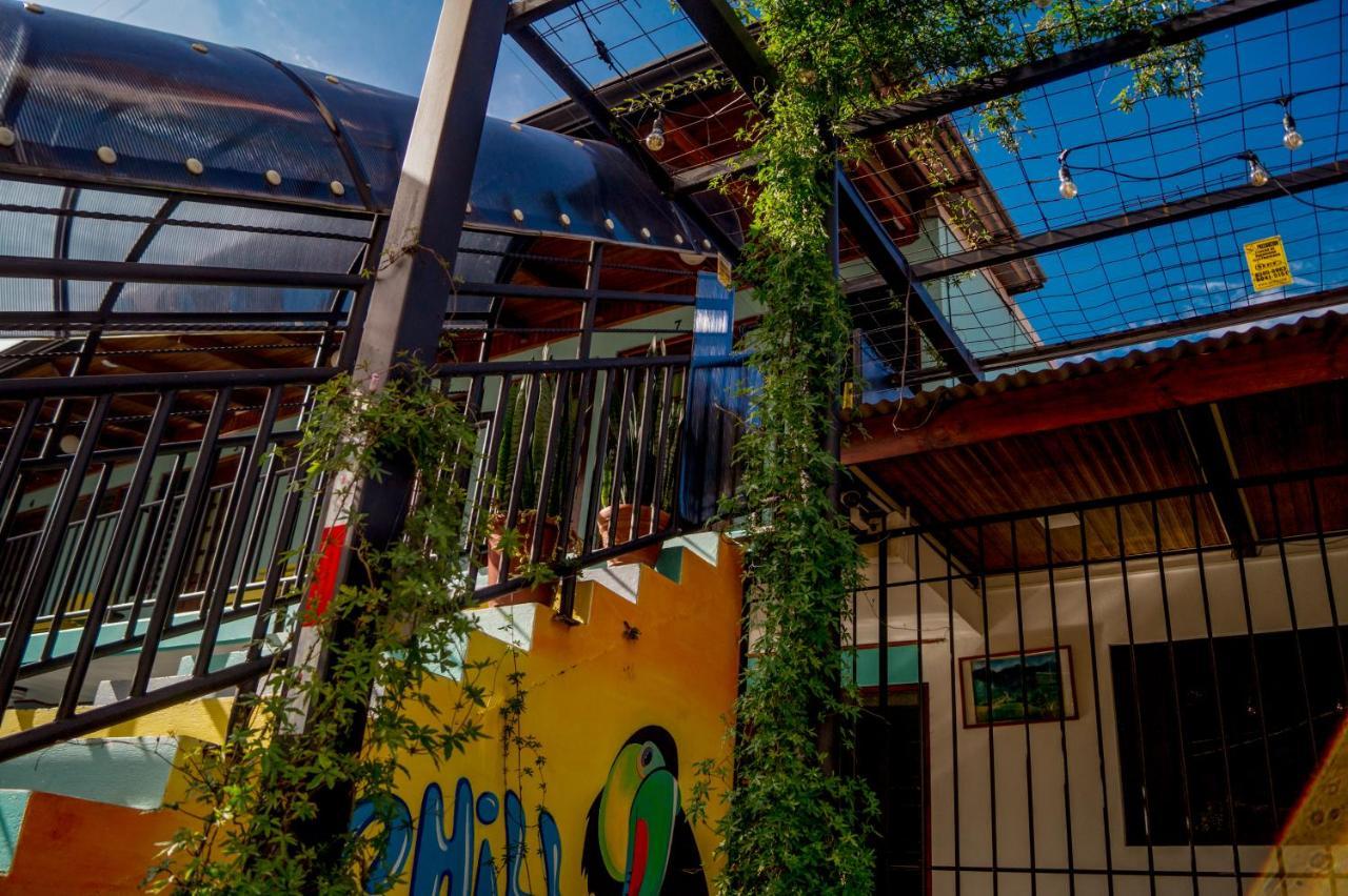 Hotel Reventazon Orosí Buitenkant foto